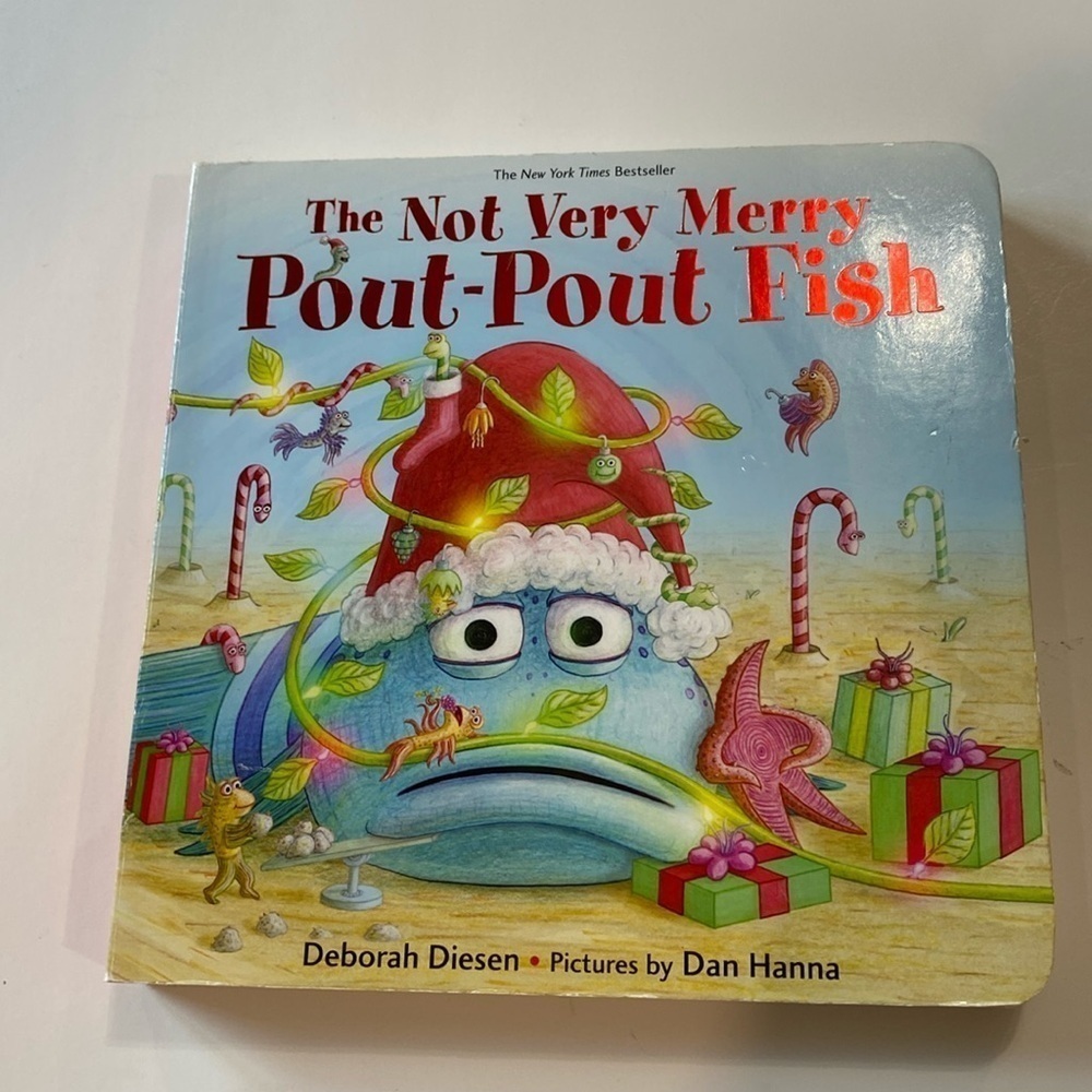 2for$10 The Not Very Merry Pout-Pout Fish Book